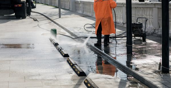 Parking Lot Pressure Washing in Tuscaloosa
